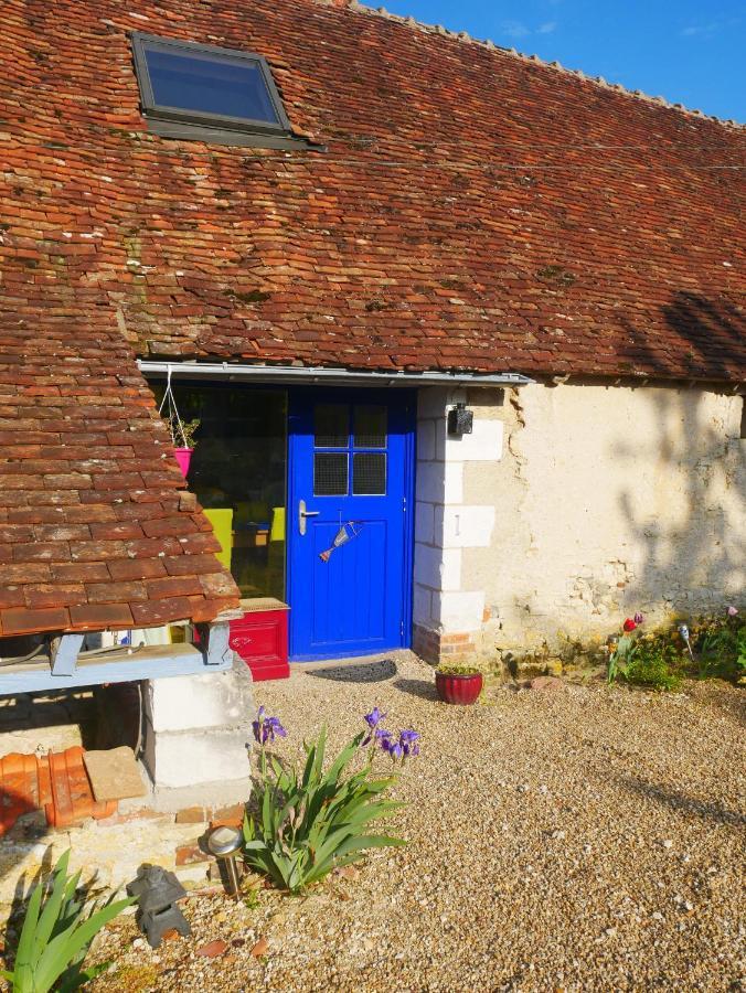 Au Coeur De La Cour Saint-Georges-sur-Cher Exterior foto
